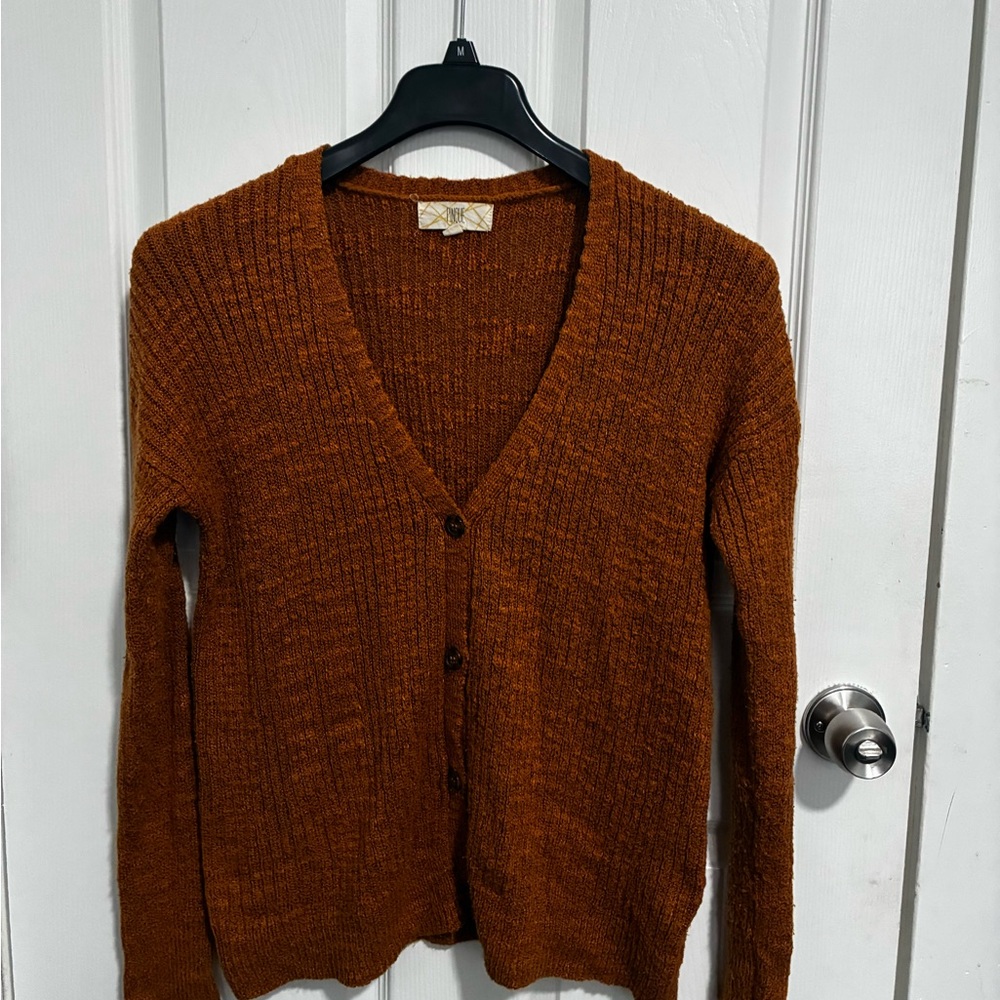 Women's V-Neck Rust Button-Front Cardigan Sweater